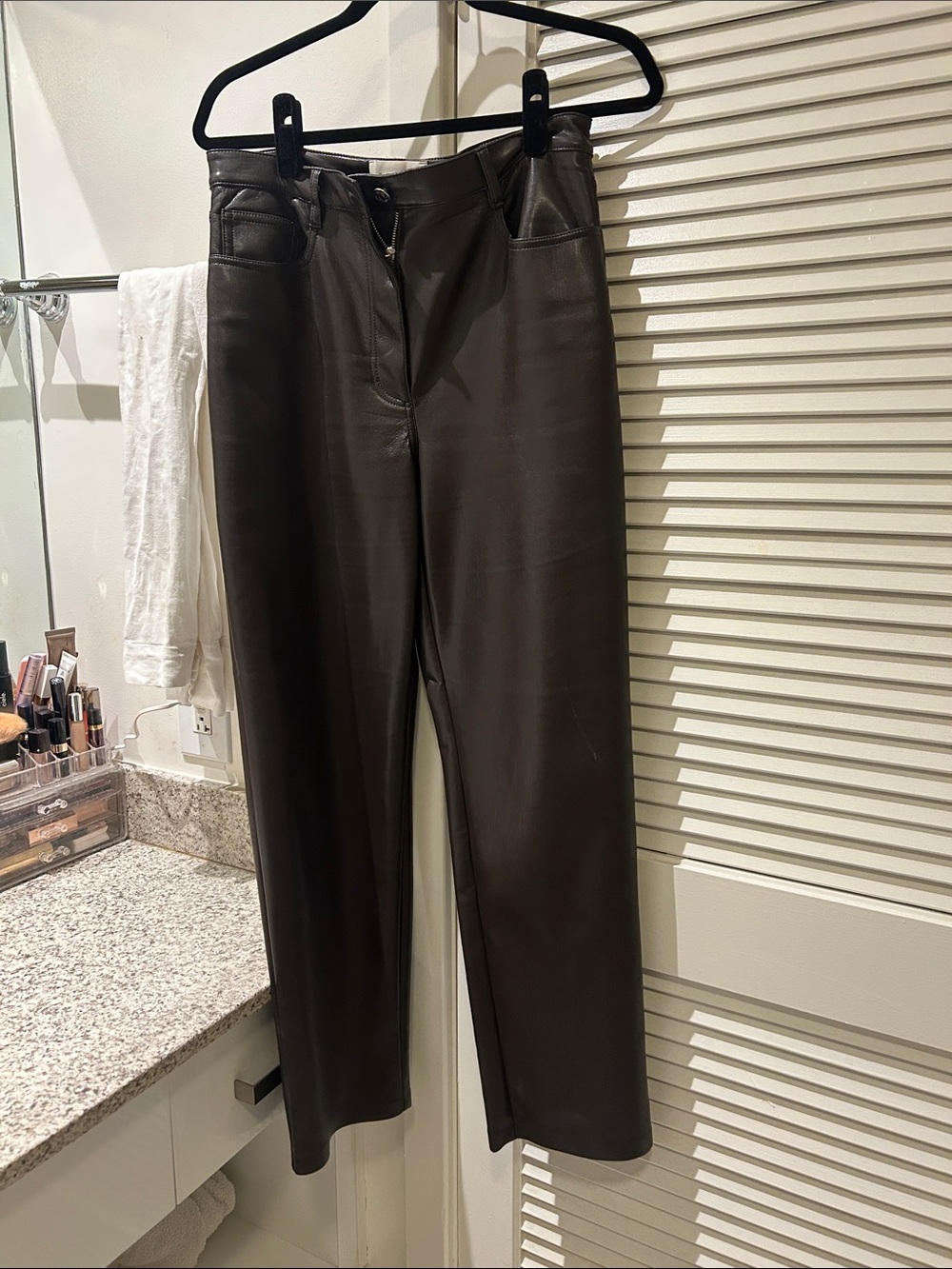 Like new Aritzia the Melina Wilfred Brown Leather Pants